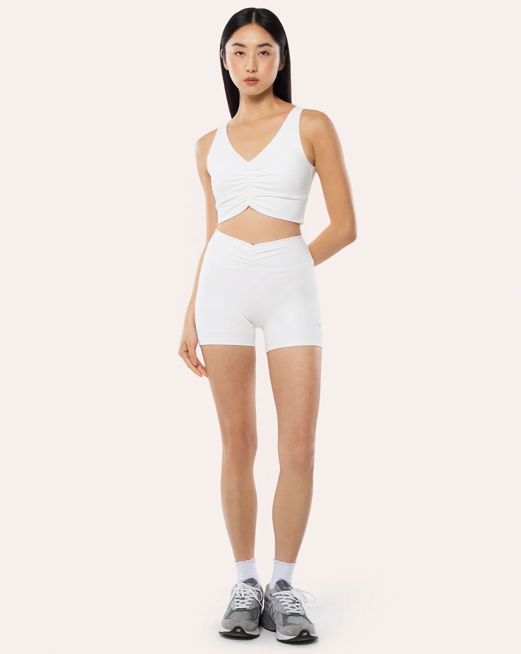Contour Scrunch Short 4" - Image 5