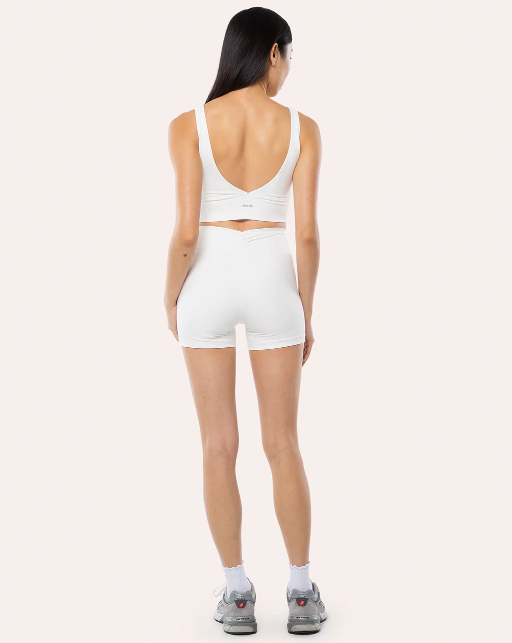 Contour Scrunch Short 4" - Image 6