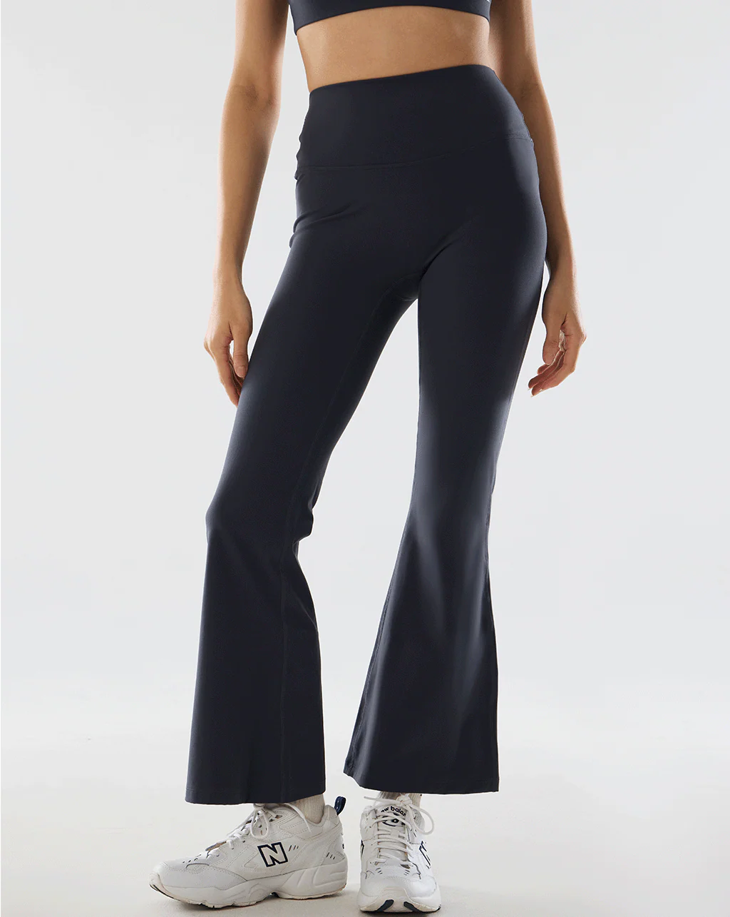 Define Invisible Scrunch Flare Legging Petite 28" - Image 4