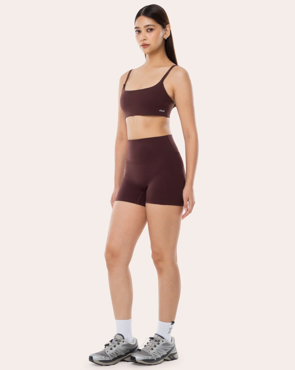 Define Invisible Scrunch Short 4" - Image 25