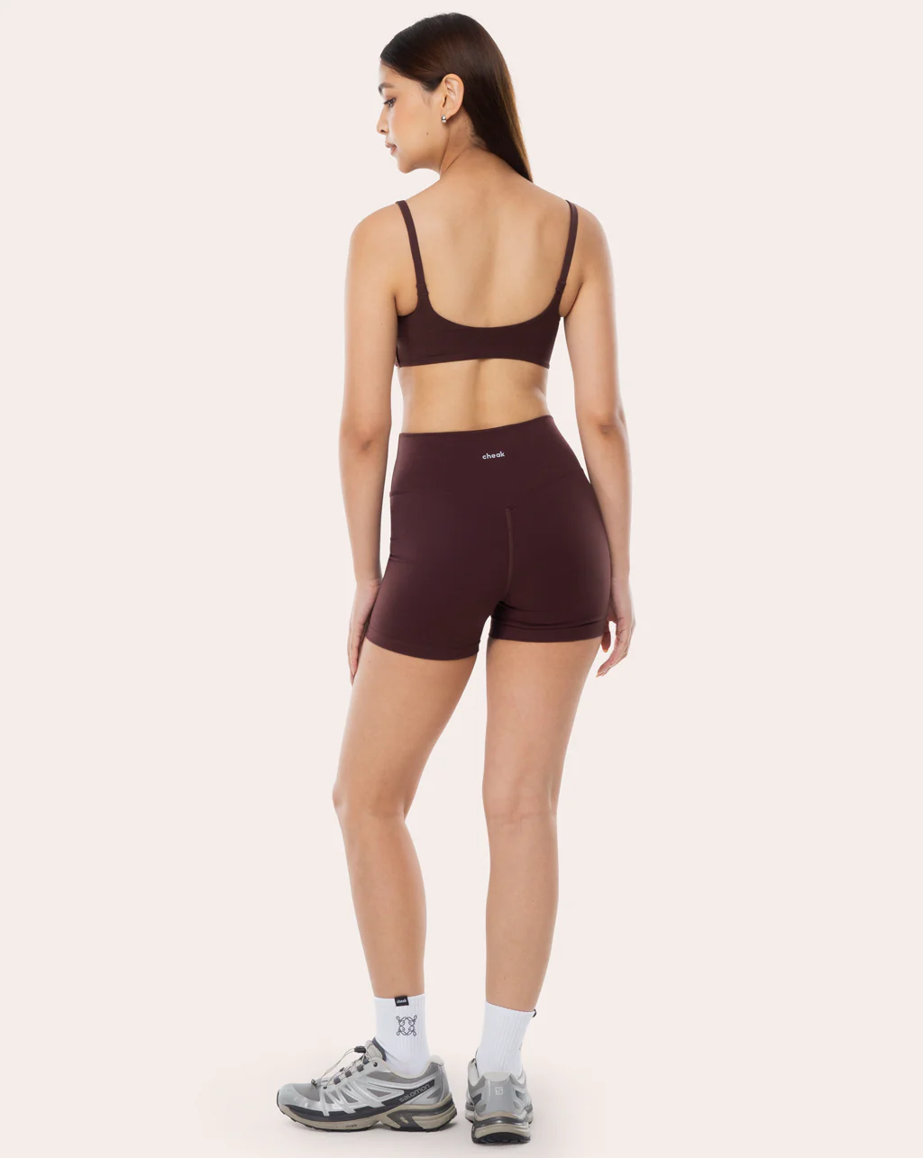 Define Invisible Scrunch Short 4" - Image 26
