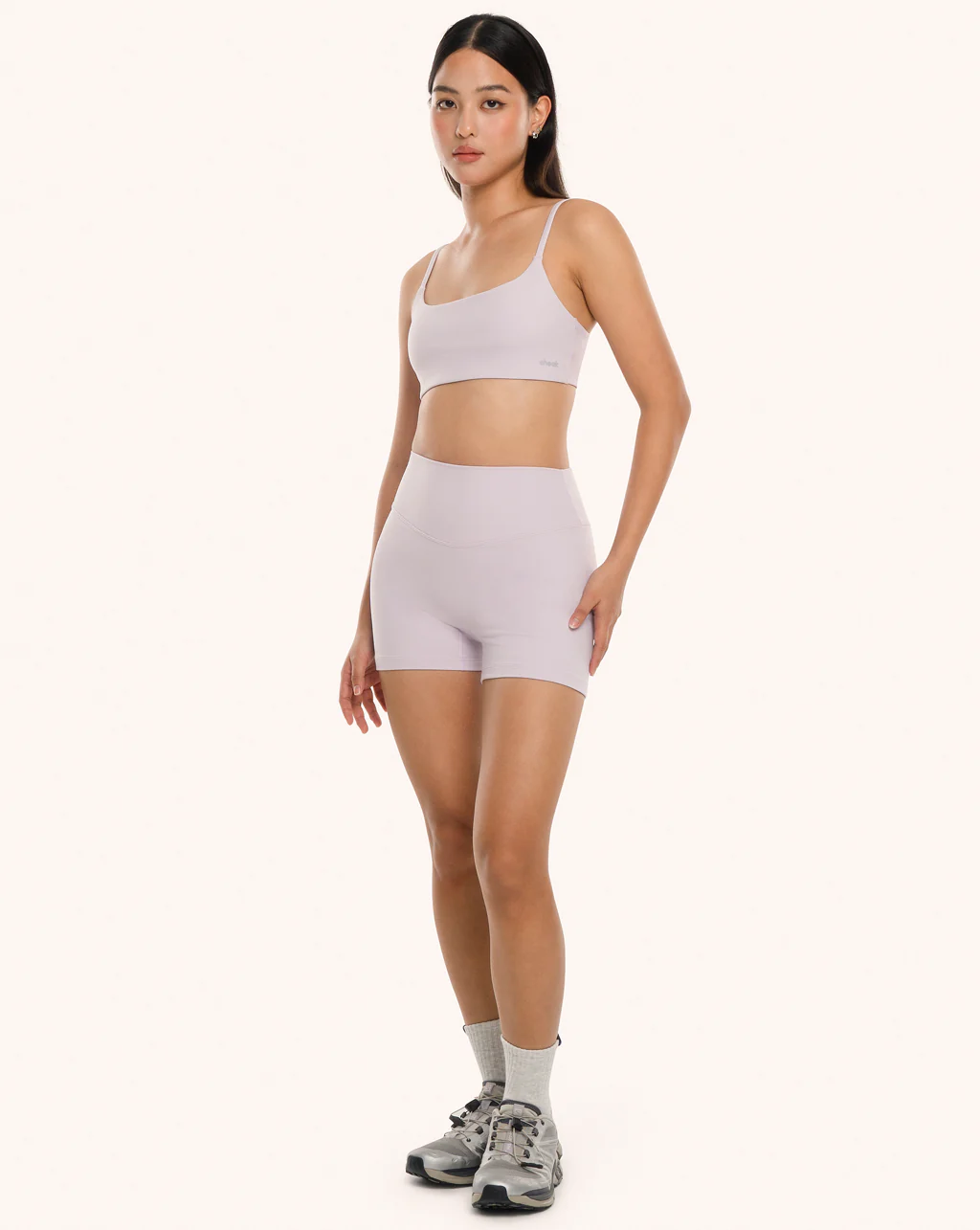 Define Invisible Scrunch Short 4" - Image 51