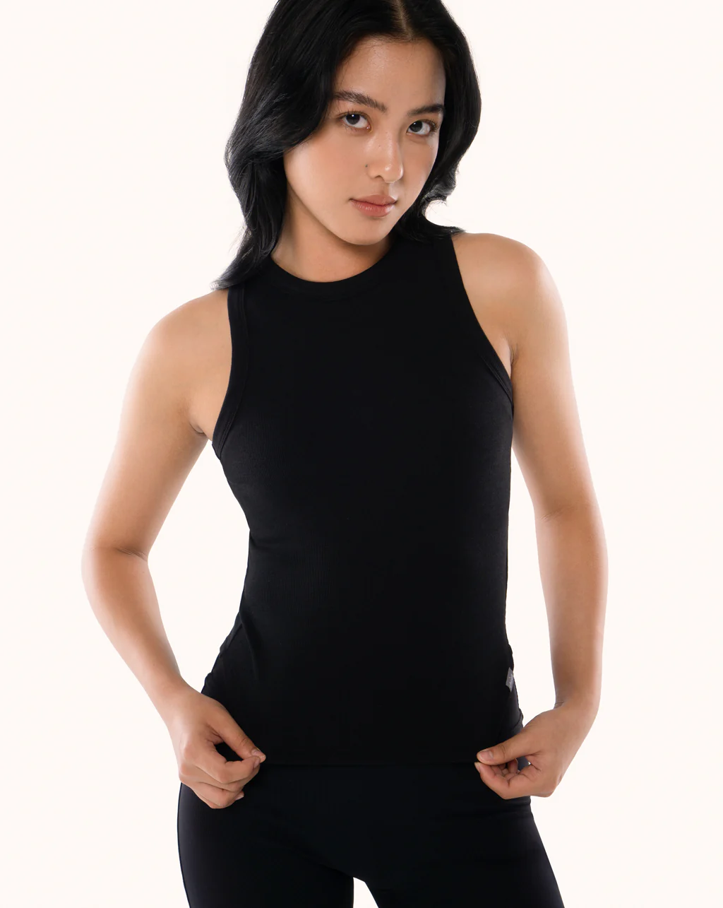 Form Tank - Image 4