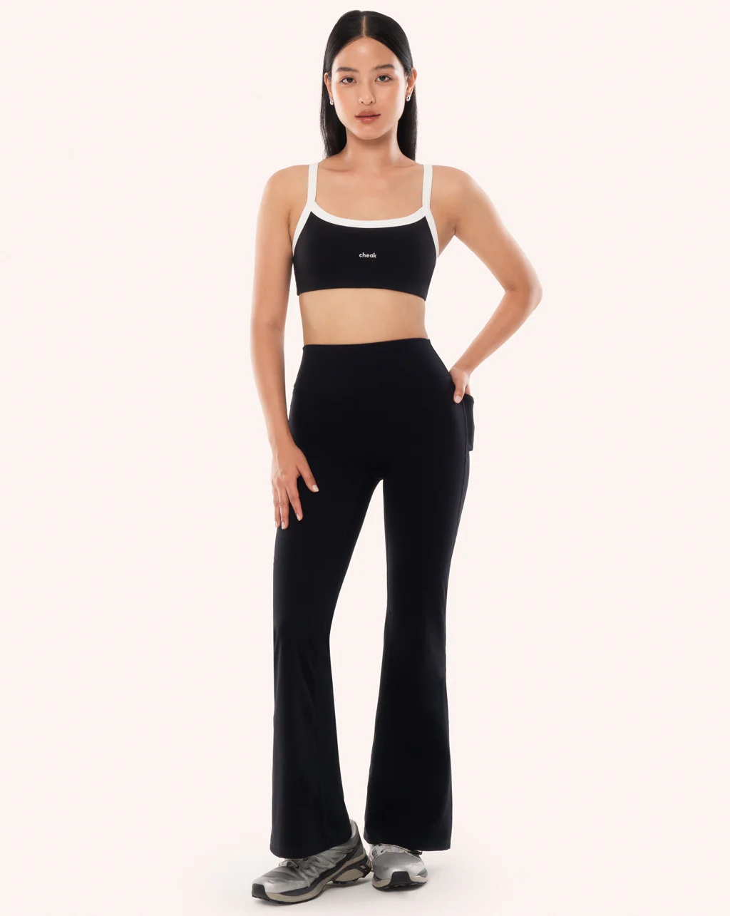 Power Flare Legging with Pockets 30" - Image 13