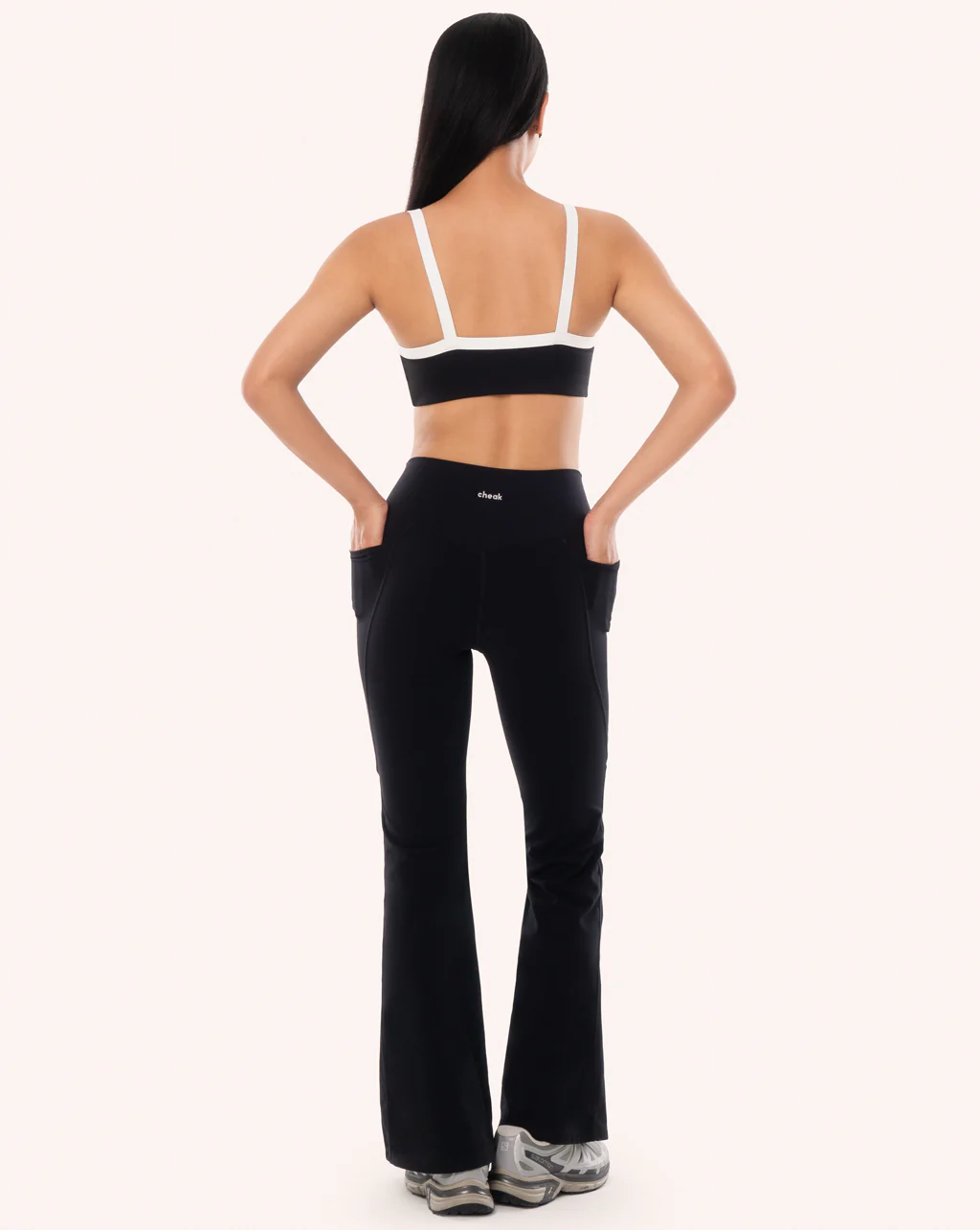 Power Flare Legging with Pockets 30" - Image 15