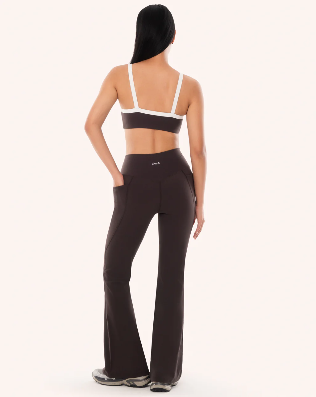 Power Flare Legging with Pockets 30" - Image 19