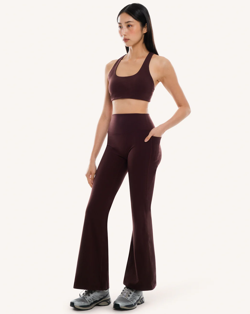 Power Flare Legging with Pockets 30" - Image 9