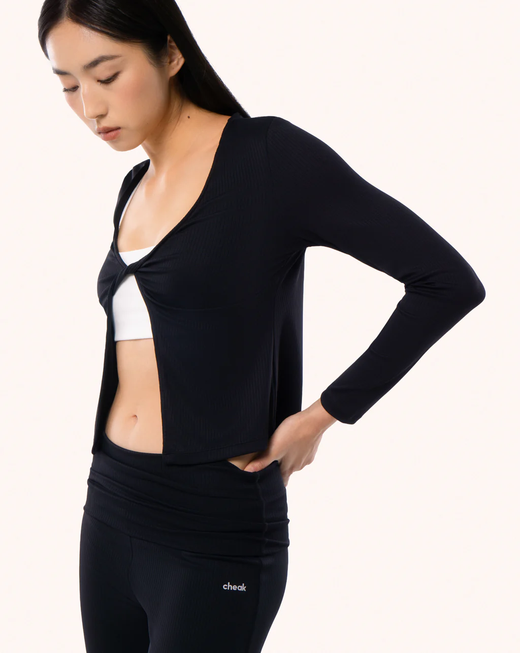 Relax Twist Cardigan - Image 10